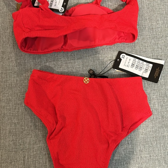 ViX Firenze Zuri Top and Bela Hot Pants Bottom Bikini Set in Red Top M Bottom S - Picture 16 of 16